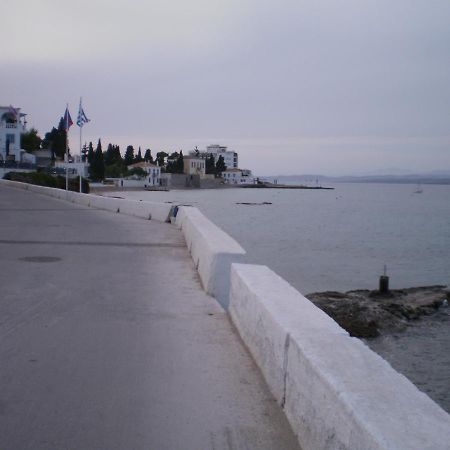 Вілла Blue Horizon Spetses Town Екстер'єр фото